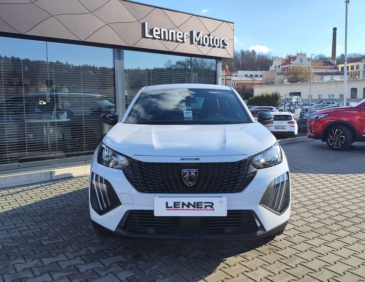 Peugeot 2008 Hatchback 1,2 l 74 kw