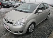 Toyota Corolla Verso 3