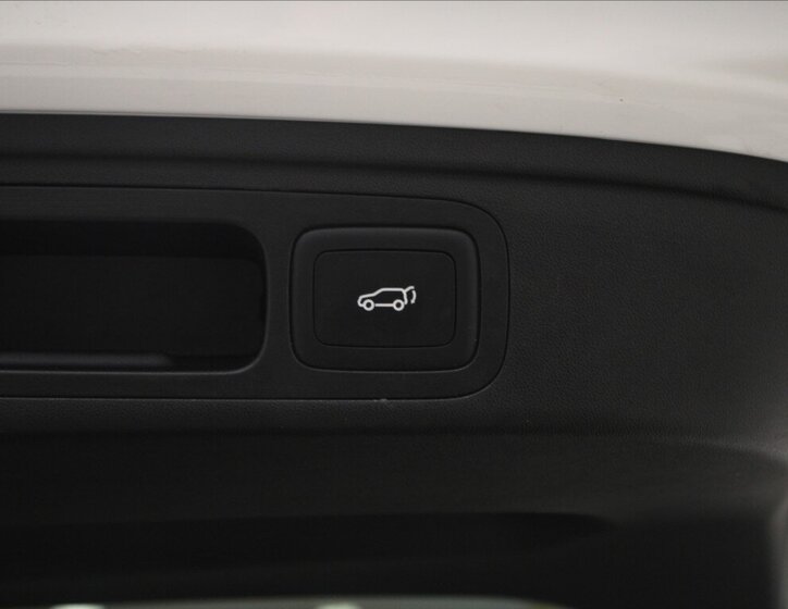 MG HS SUV 1,5 l 125 kw