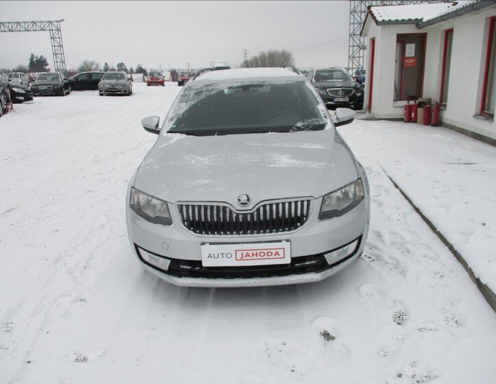 Škoda Octavia Kombi 2,0 l 110 kw
