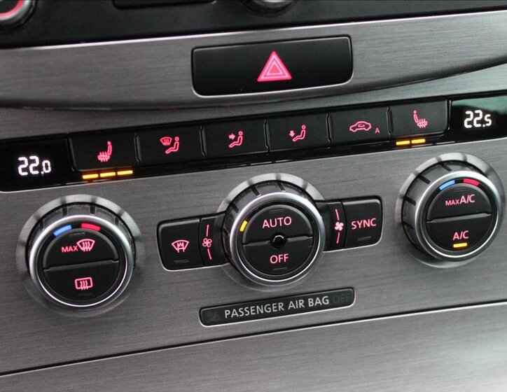 Volkswagen Passat Kombi 1,6 l 77 kw