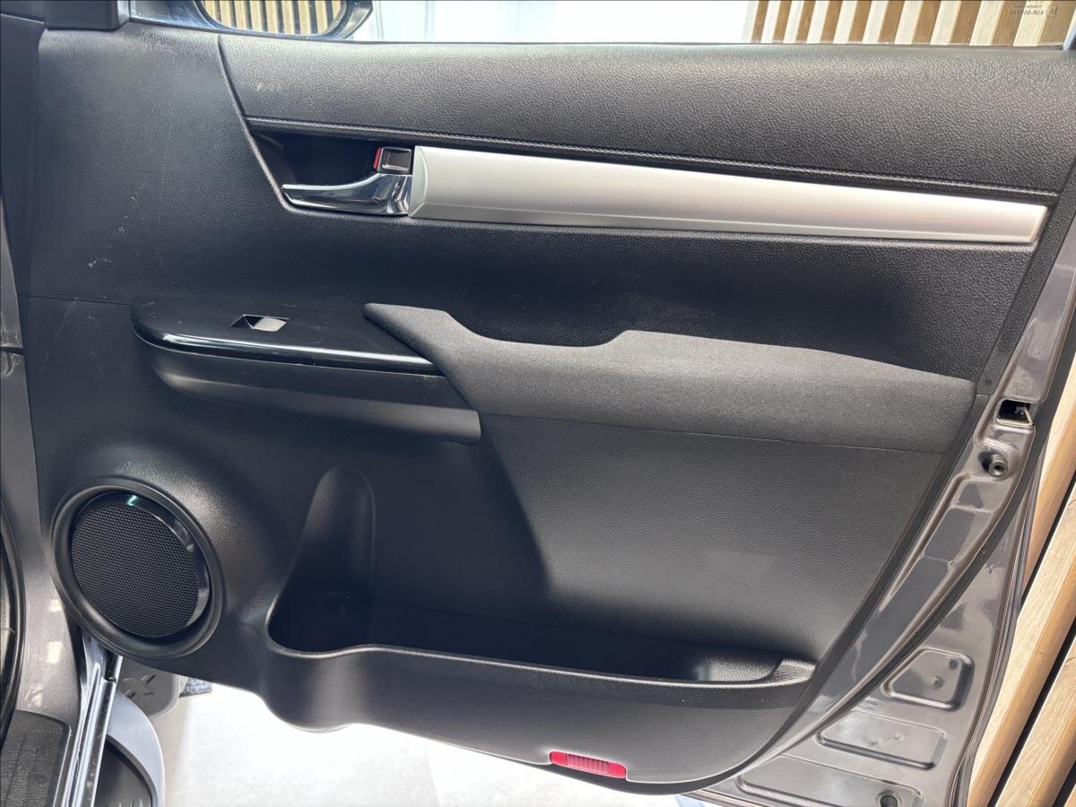 Toyota Hilux Pick-up 2,4 l 110 kw