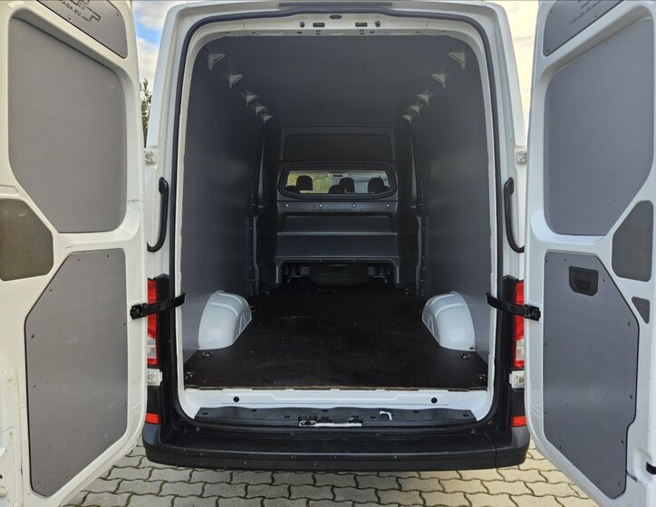 Volkswagen Crafter 4