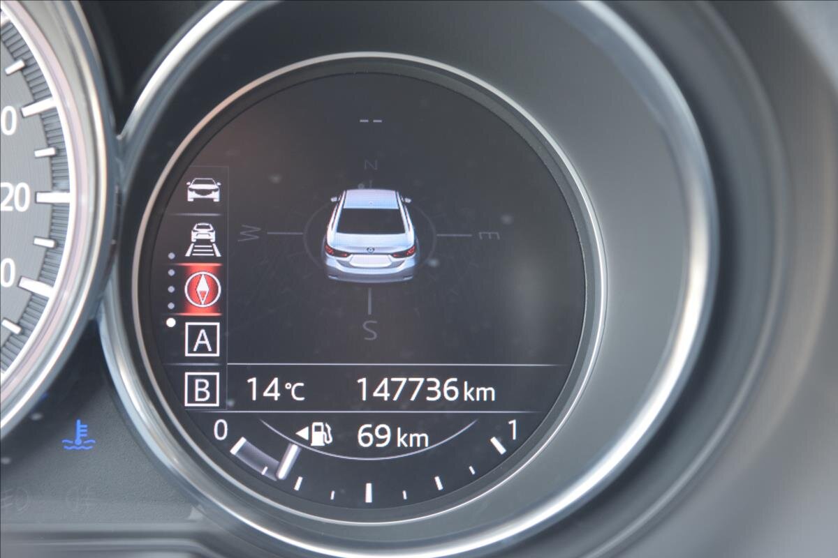 Mazda 6 Sedan / Limuzína 2,5 l 141 kw