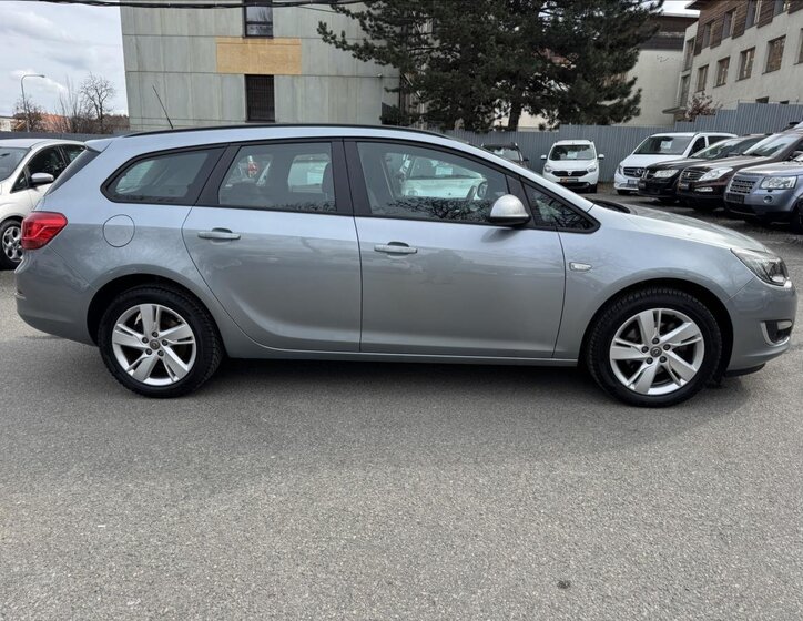 Opel Astra Kombi 1,7 l 81 kw