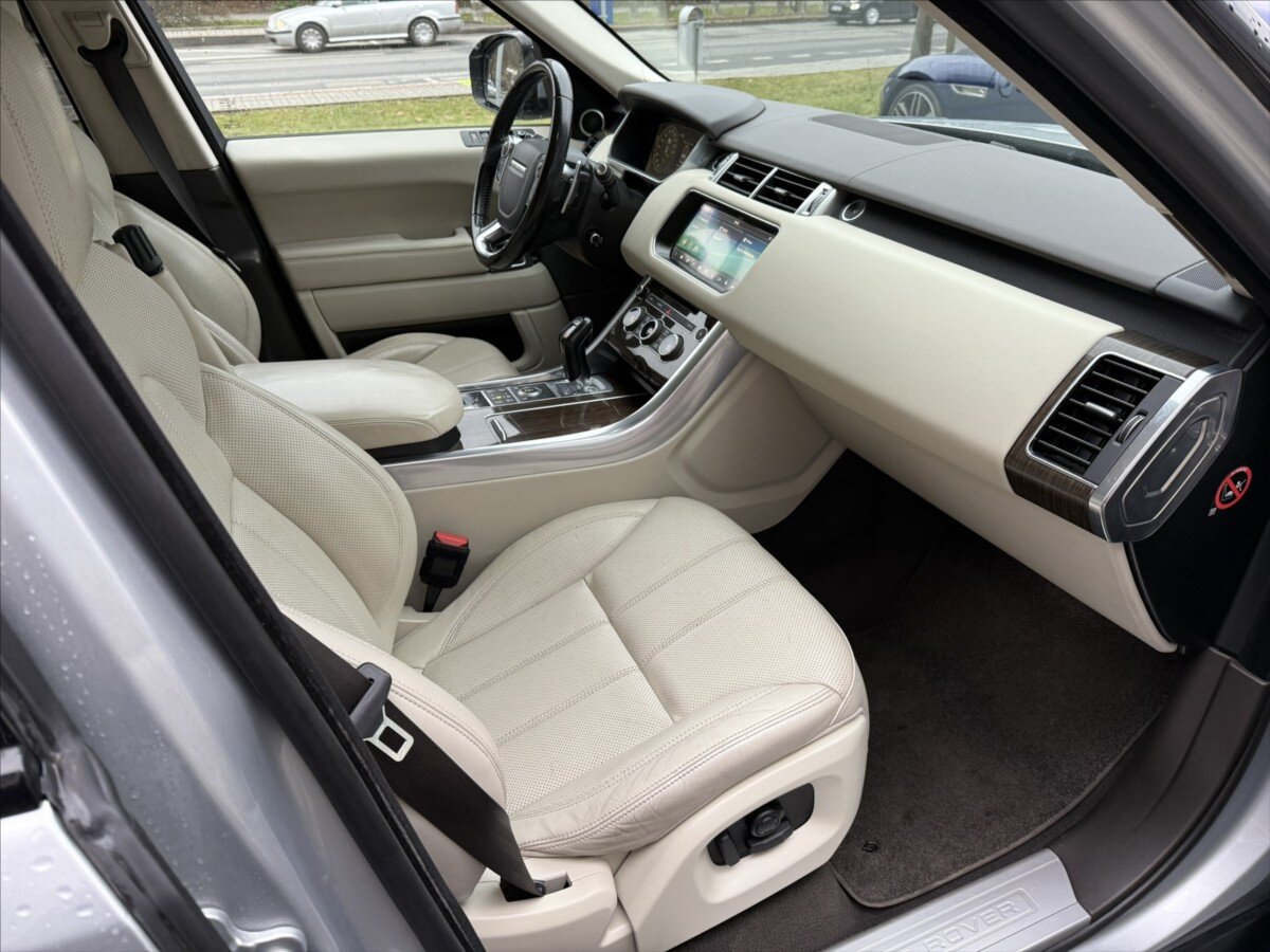 Land Rover Range Rover Sport SUV 4,4 l 250 kw