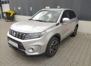 Suzuki Vitara SUV / Terénní 1,4 l 95 kw