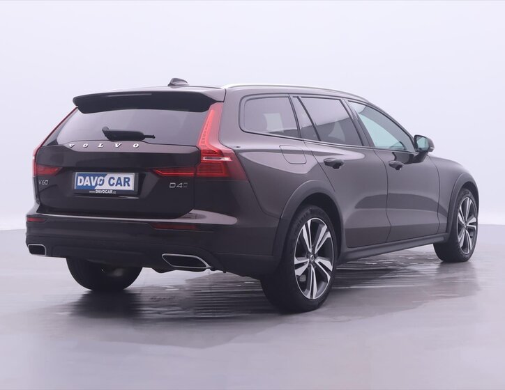 Volvo V60 Kombi 2,0 l 140 kw