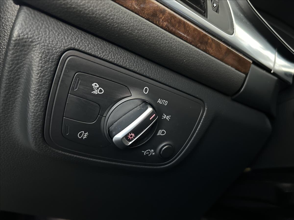 Audi A6 Sedan / Limuzína 3,0 l 230 kw