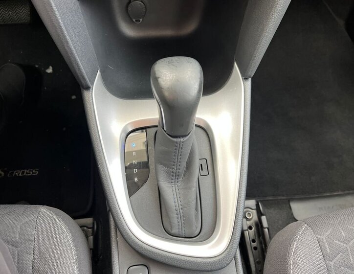 Toyota Yaris Cross SUV 1,5 l 68 kw