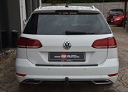 Volkswagen Golf 9