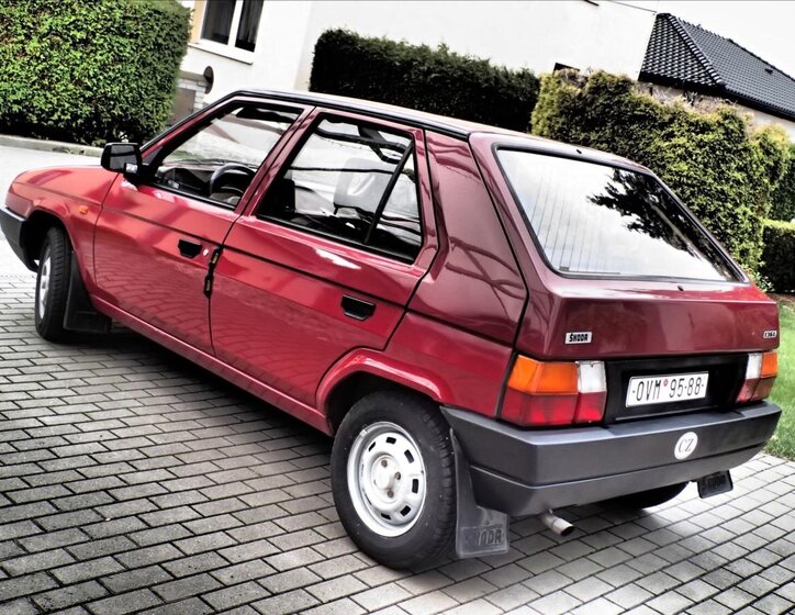 Škoda Favorit Hatchback 1,3 l 46 kw