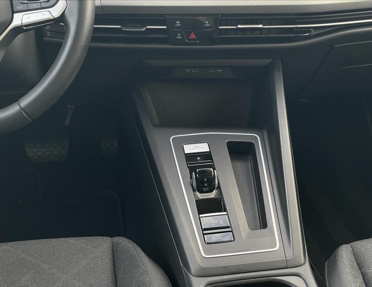 Volkswagen Golf Kombi 1,5 l 110 kw