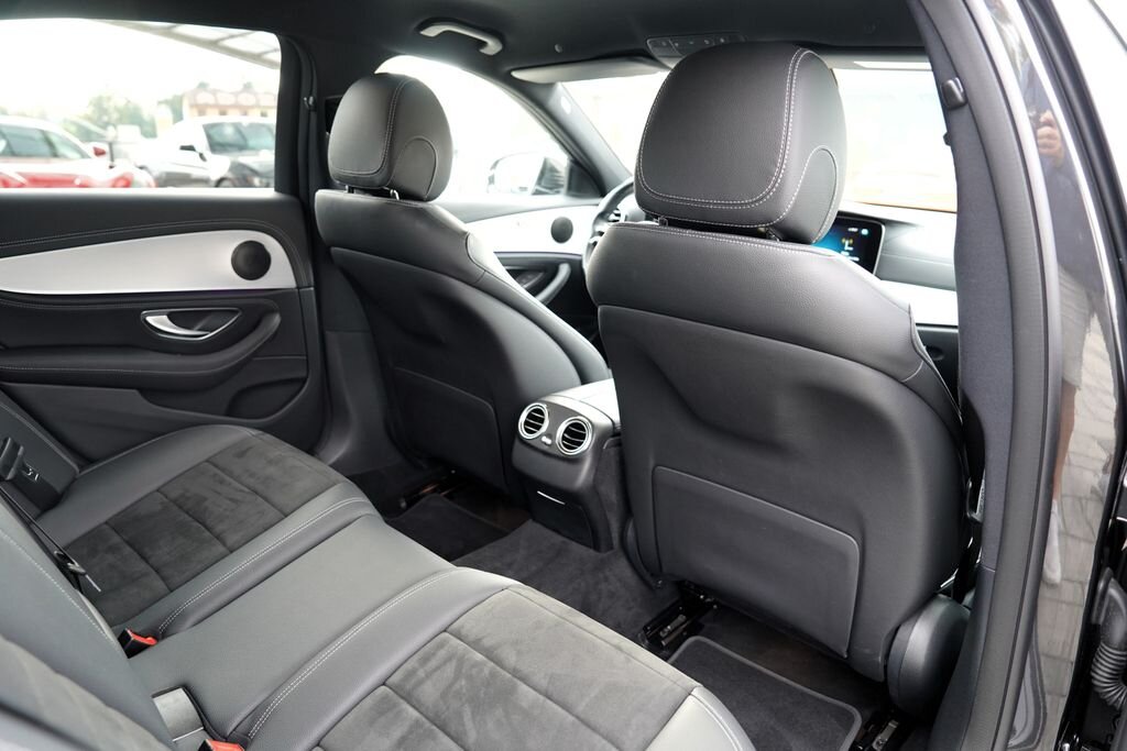 Mercedes-Benz Třídy E Sedan 2,0 l 145 kw