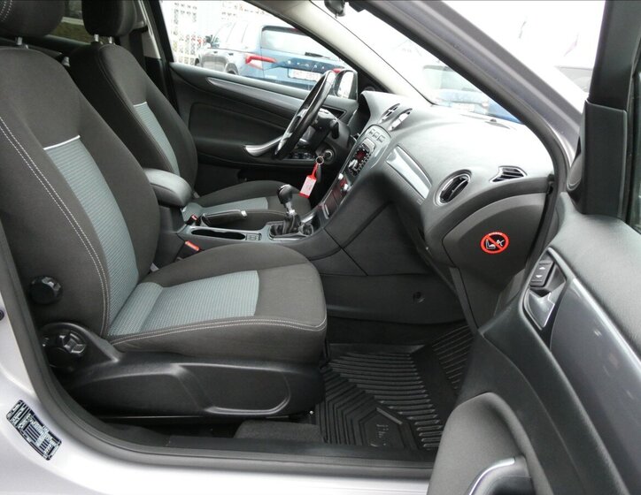 Ford Mondeo Kombi 1,6 l 85 kw