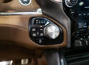 Dodge RAM Pick-up 5,7 l 291 kw