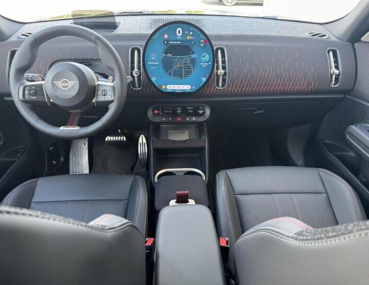 Mini Countryman SUV 2,0 l 221 kw