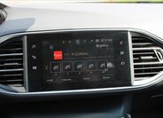 Peugeot 308 Hatchback 1,5 l 75 kw