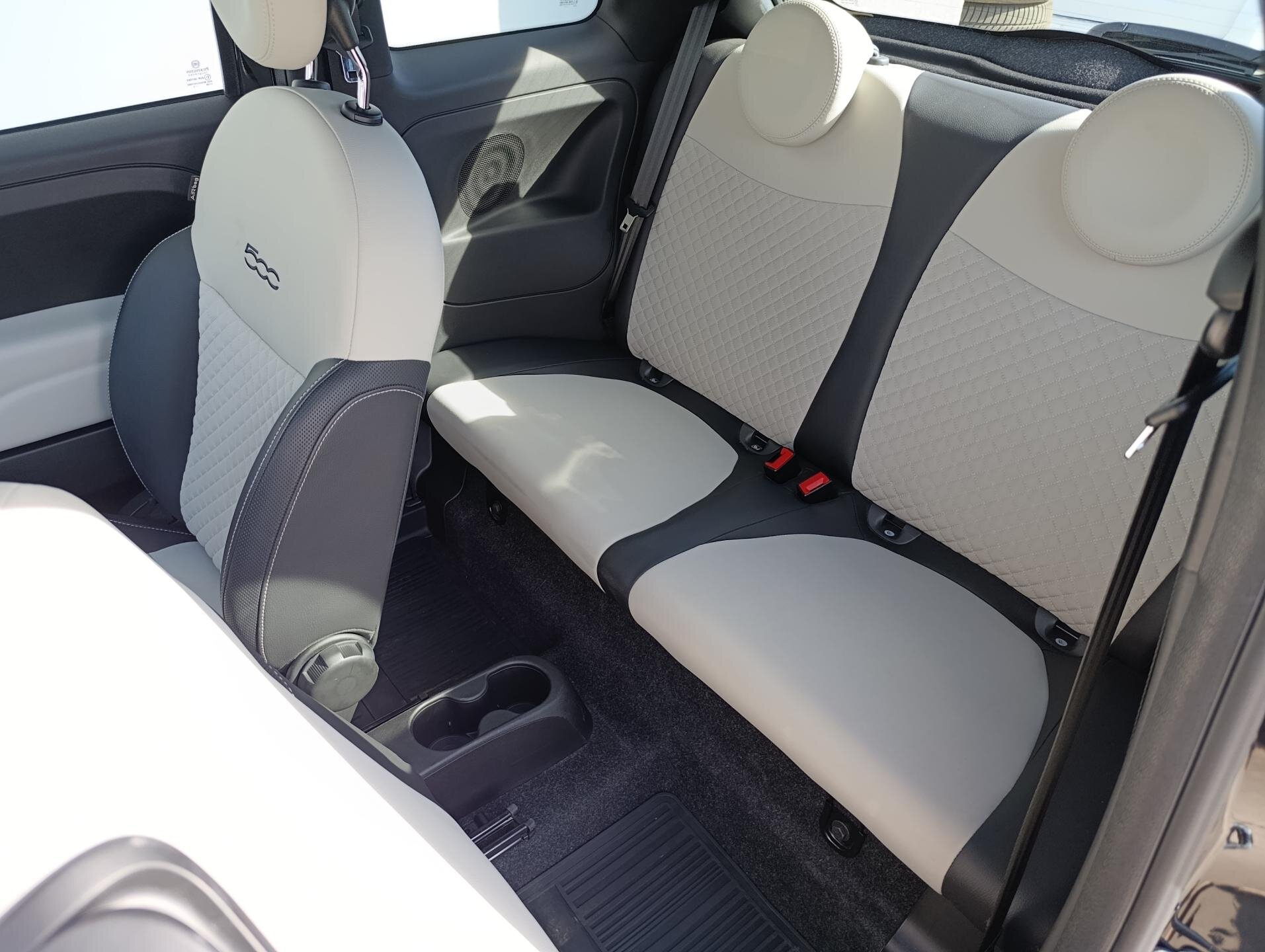 Fiat 500 Hatchback 999,0 52 kw