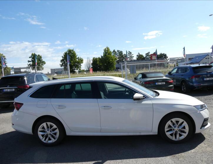 Škoda Octavia 12