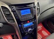 Hyundai i30 Kombi 1,6 l 81 kw