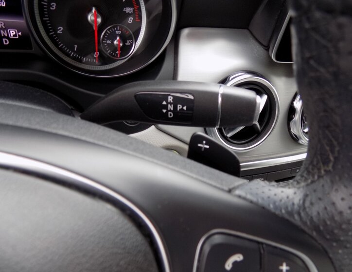 Mercedes-Benz GLA 27