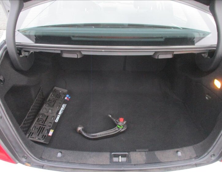 Mercedes-Benz Třídy C Sedan / Limuzína 1,8 l 115 kw