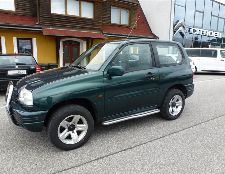 Suzuki Grand Vitara SUV / Terénní 2,0 l 94 kw