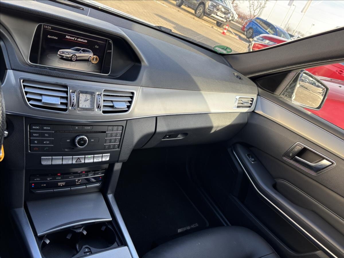 Mercedes-Benz Třídy E Kombi 2,1 l 125 kw