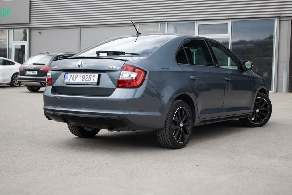 Škoda Rapid Sedan / Limuzína 999,0 81 kw