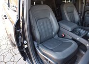 Land Rover Defender SUV 3,0 l 183 kw