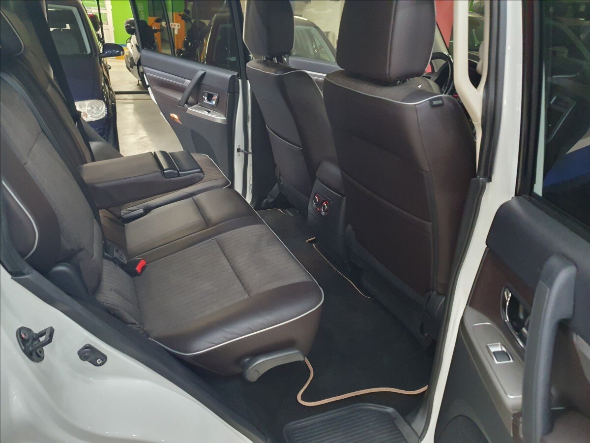 Mitsubishi Pajero Ostatní 3,2 l 147 kw