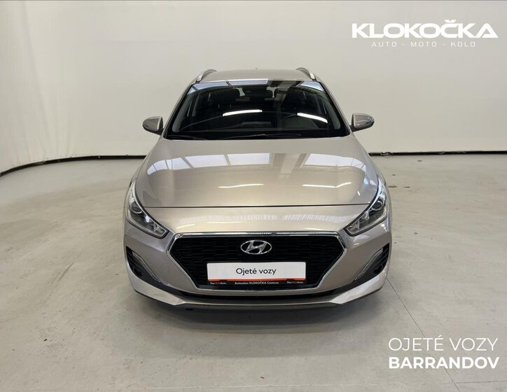 Hyundai i30 4