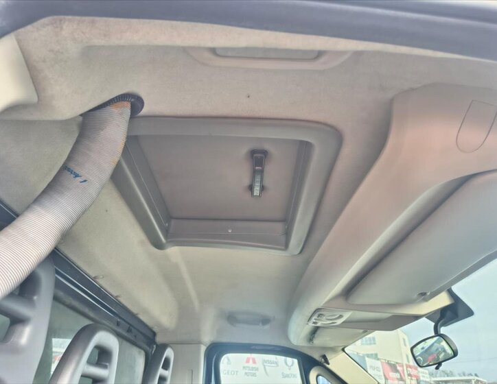 Peugeot Boxer Valník 2,0 l 120 kw