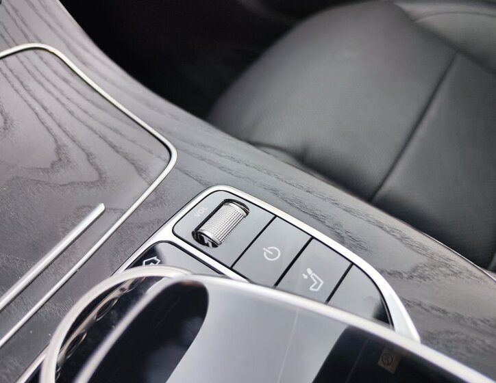 Mercedes-Benz Třídy E Kombi 2,0 l 143 kw