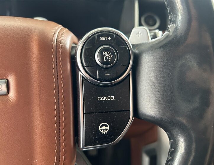 Land Rover Range Rover SUV / Terénní 3,0 l 190 kw