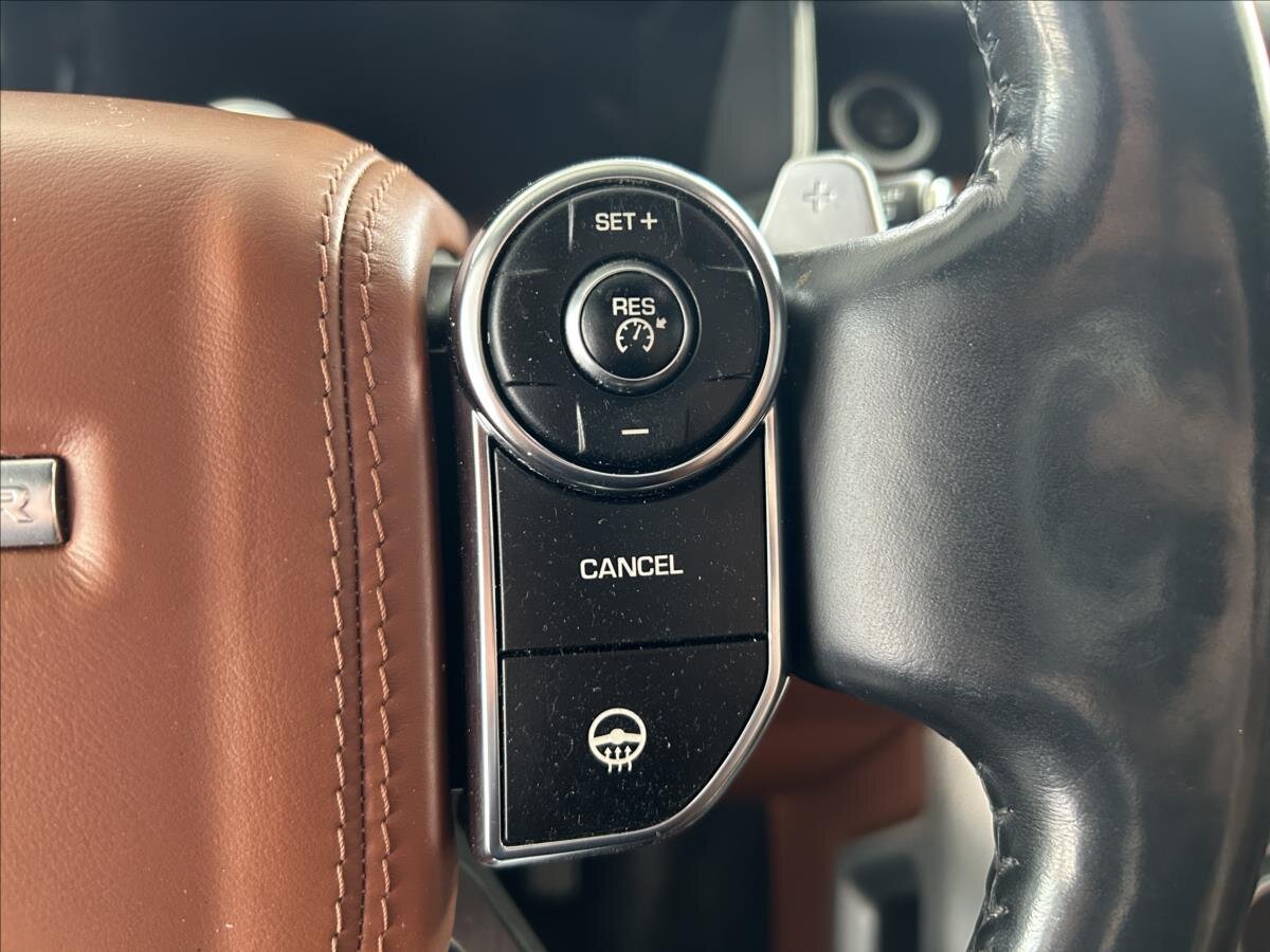 Land Rover Range Rover SUV / Terénní 3,0 l 190 kw