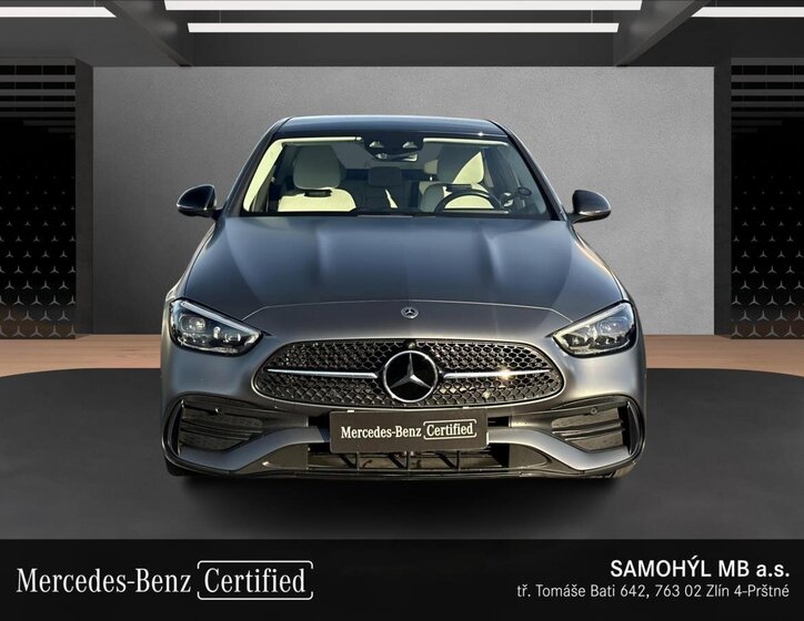 Mercedes-Benz Třídy C Sedan 2,0 l 150 kw