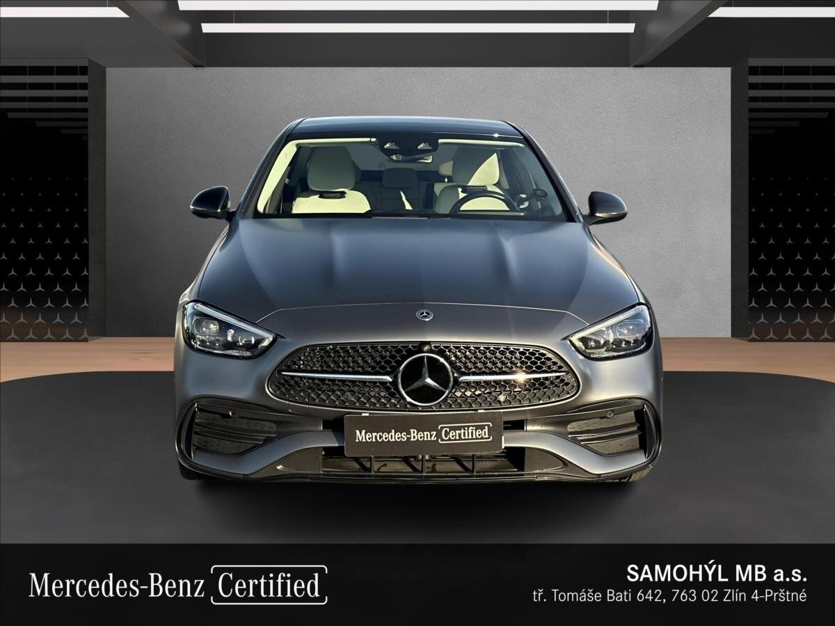 Mercedes-Benz Třídy C Sedan 2,0 l 150 kw