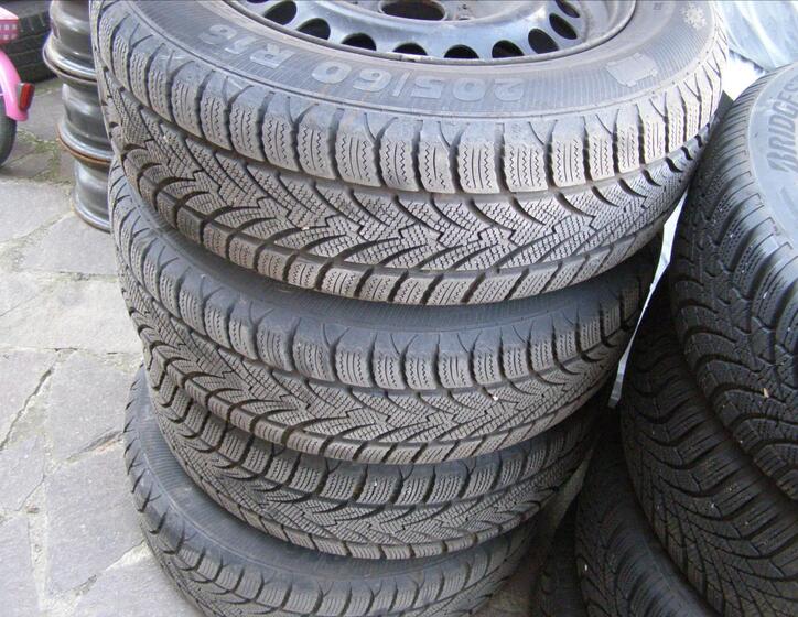 Mercedes-Benz Třídy E 25