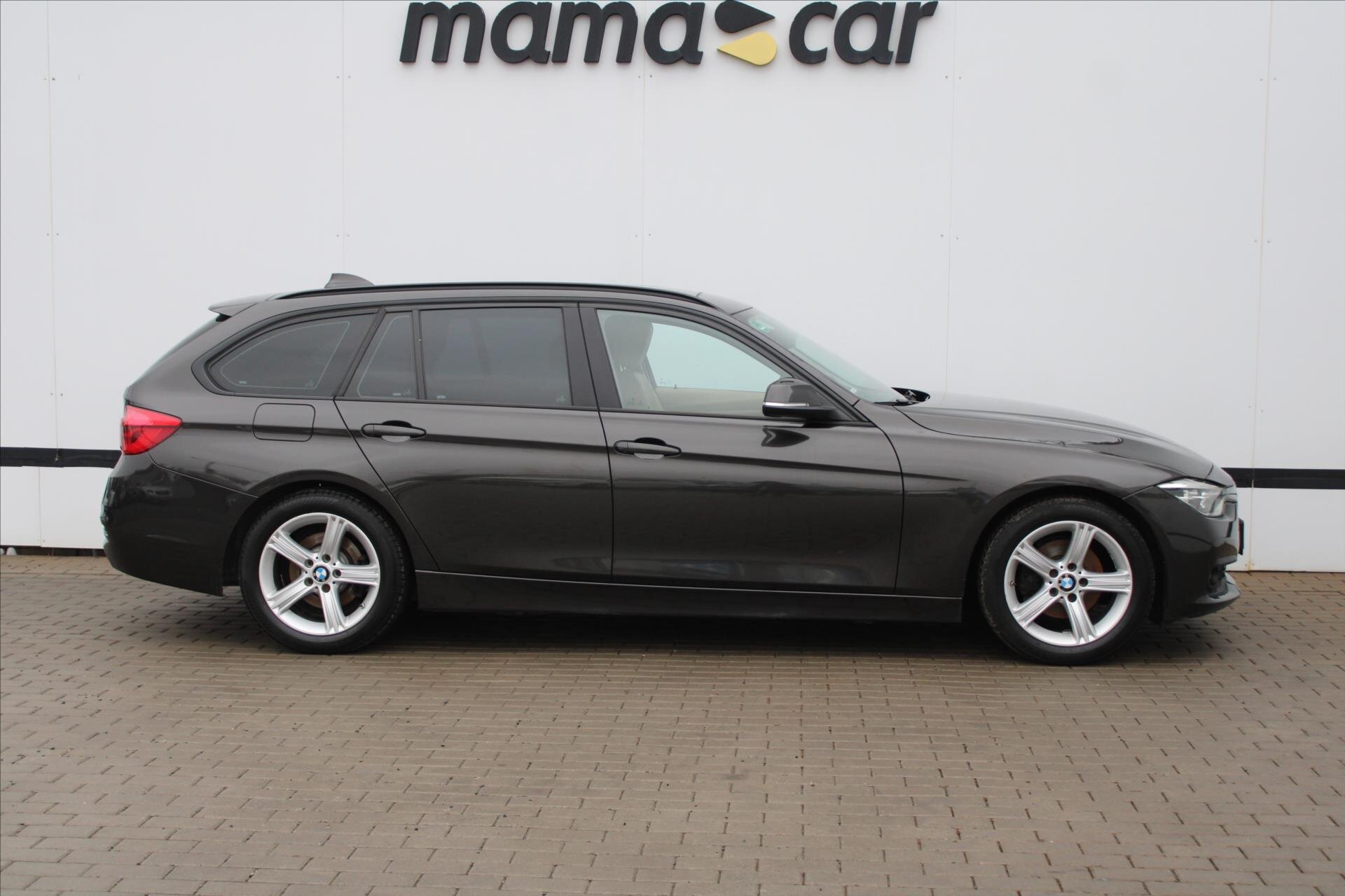 BMW Řada 3 Kombi 2,0 l 120 kw