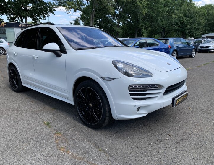 Porsche Cayenne 3