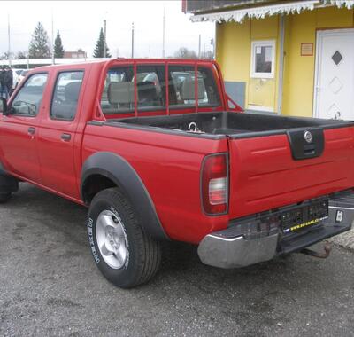 Nissan Navara 2