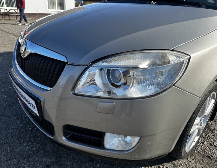 Škoda Roomster Kombi 1,6 l 77 kw