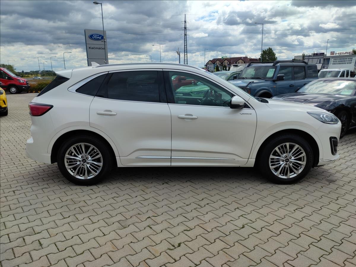 Ford Kuga SUV / Terénní 2,0 l 140 kw