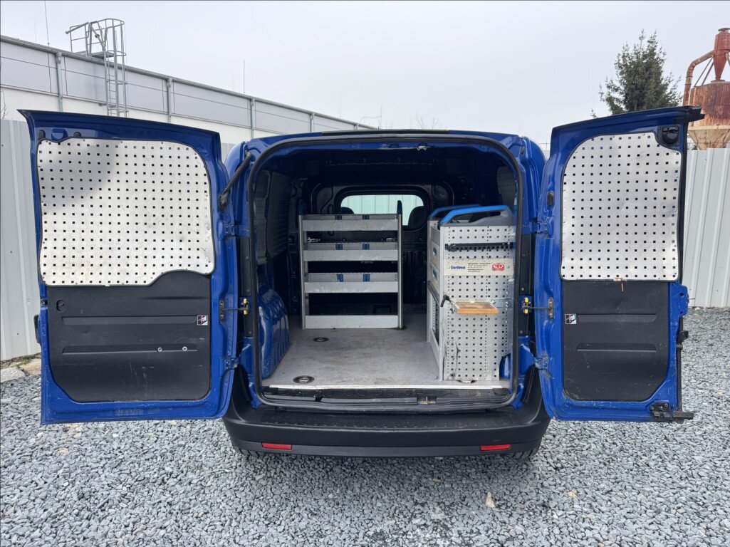 Fiat Dobló cargo Skříň 1,4 l 70 kw