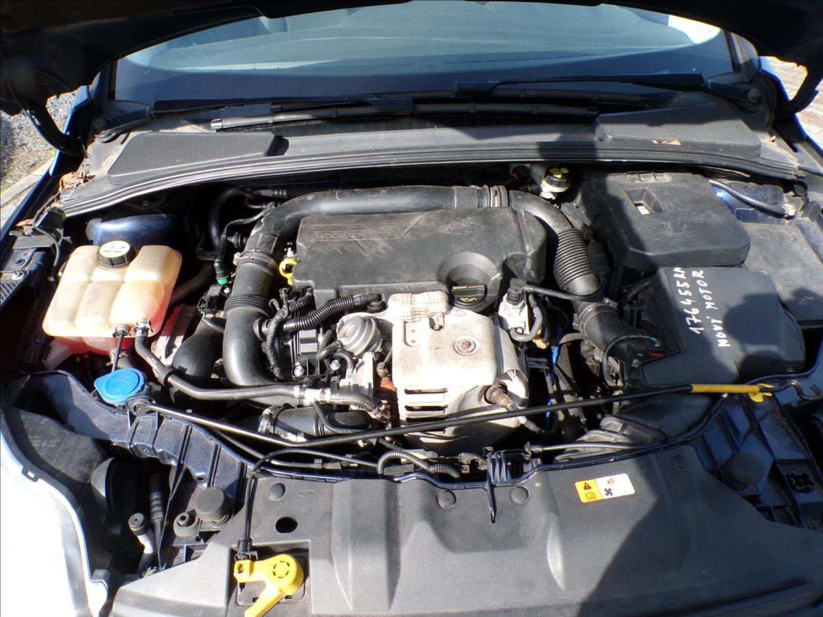 Ford Focus Kombi 998,0 92 kw