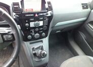 Opel Zafira 24