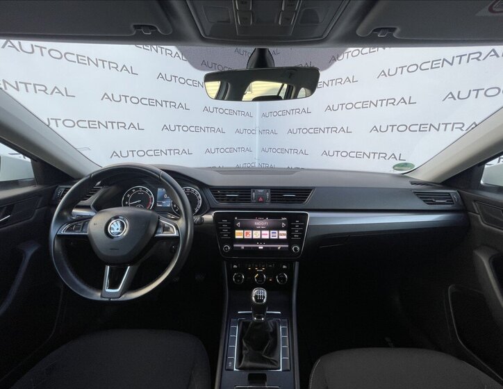 Škoda Superb Kombi 1,4 l 92 kw