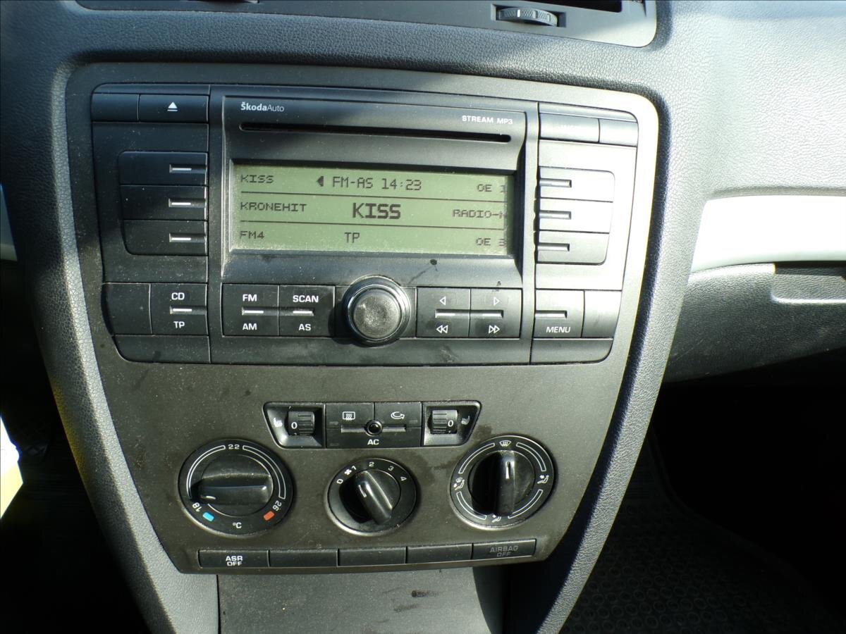 Škoda Octavia Sedan / Limuzína 1,8 l 118 kw